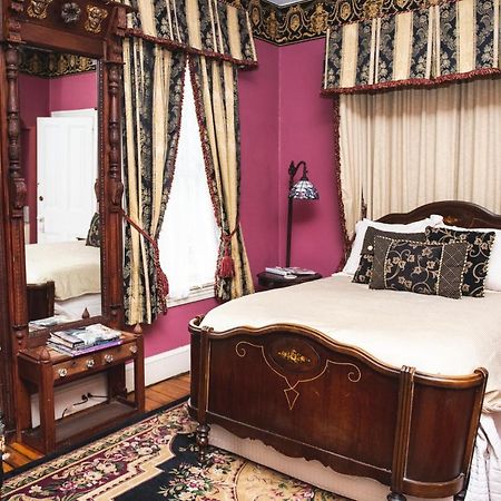 ฟอนบรูค เบด แอนด์ เบรคฟาสต์ สำหรับผู้ใหญ่เท่านั้น Bed & Breakfast เวสต์เชสเตอร์ ภายนอก รูปภาพ